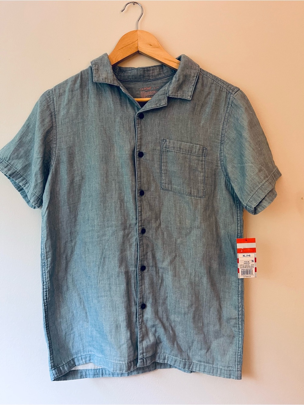 Cat & Jack Short-Sleeve Button-Up Shirt in Faded Blue, Boys, Size XL(14).